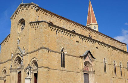 La Cattedrale. Prenotare un hotel ad Arezzo